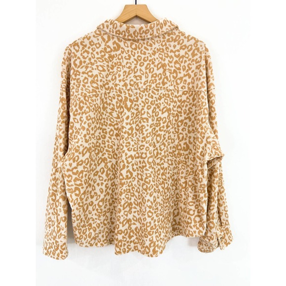Boutique Brand Leopard Animal Print Corduroy Button Down Oversized Shacket M/L - Picture 2 of 7